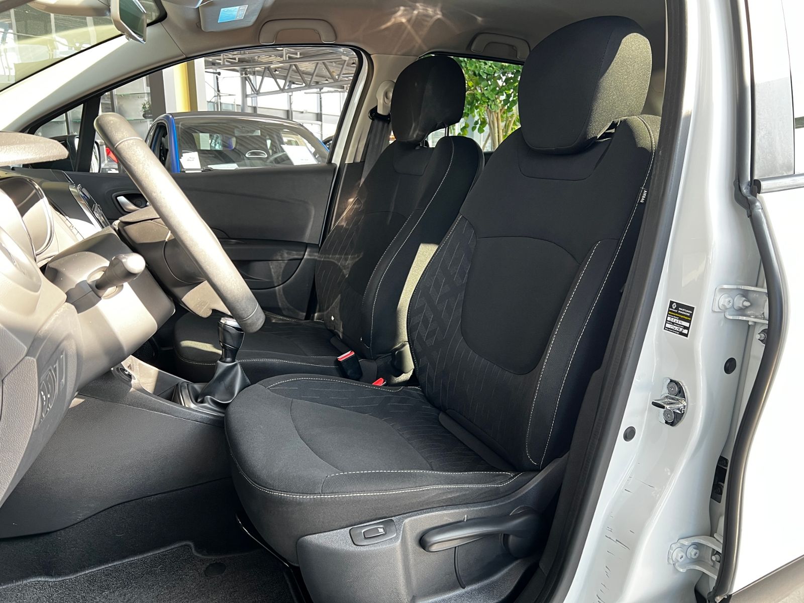 Fahrzeugabbildung Renault Captur Limited SHZ KLIMA ALU