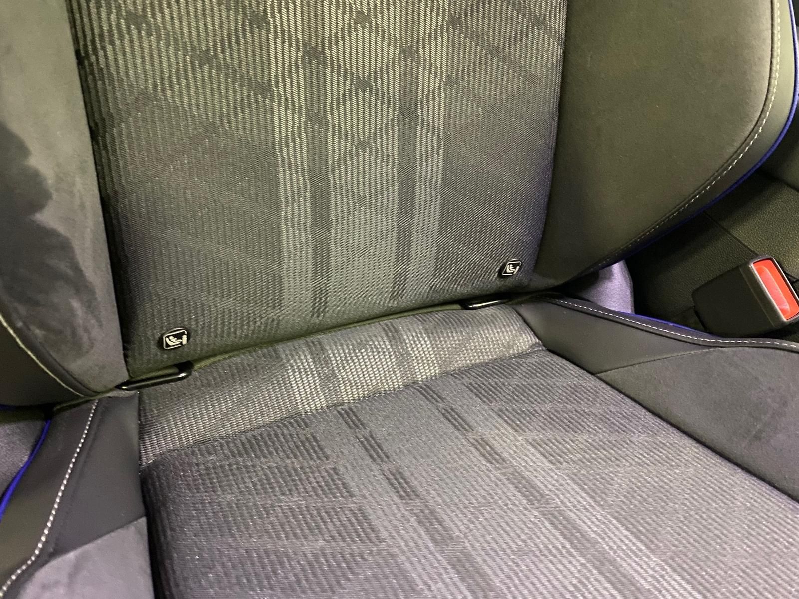 Fahrzeugabbildung Volkswagen Golf 1.5 eTSI R-Line DSG+ACC+360°+HUD+HARMAN KAR