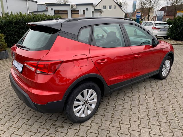 Fahrzeugabbildung Seat Arona 1,6 TDI DSG+Style+Allwetter+Bluetooth+PDC