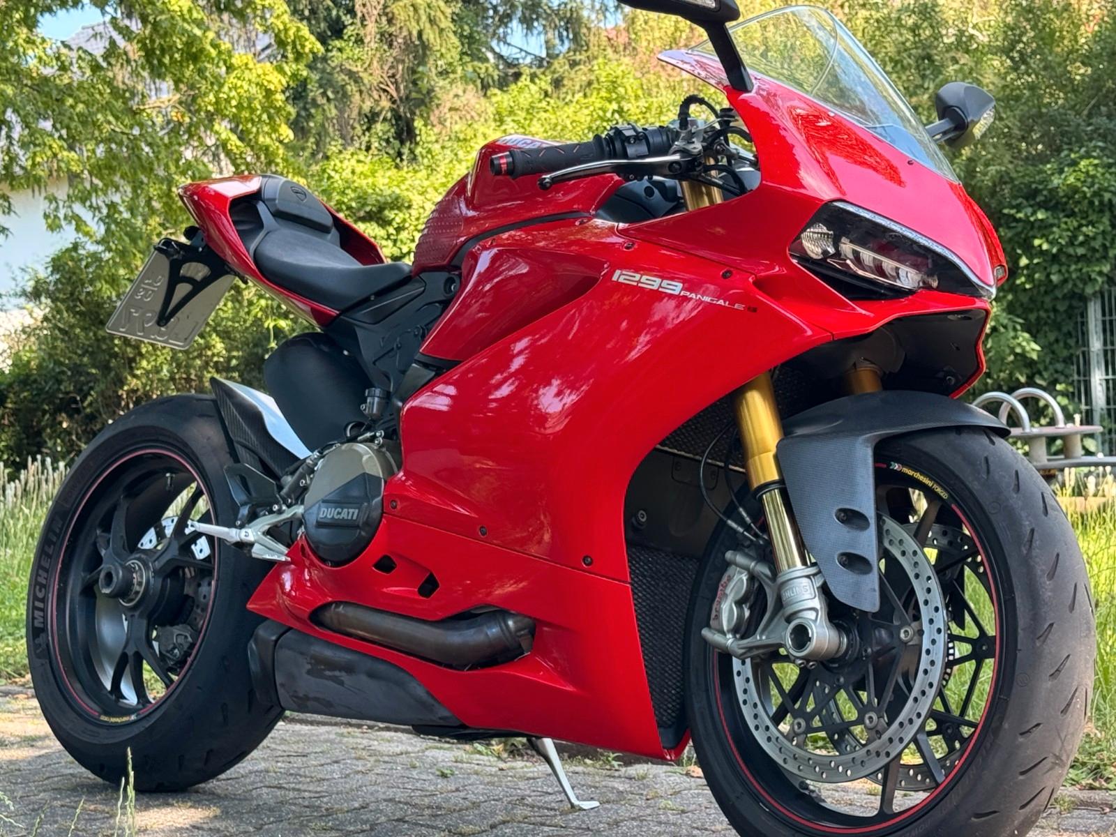 Ducati Panigale 1299 S * wenig gelaufen