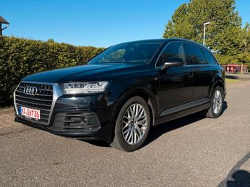 Audi Q7 - 8