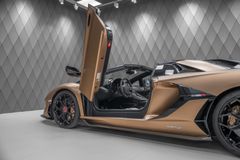 Aventador SVJ Roadster MATT GOLD CARBON WARRANTY