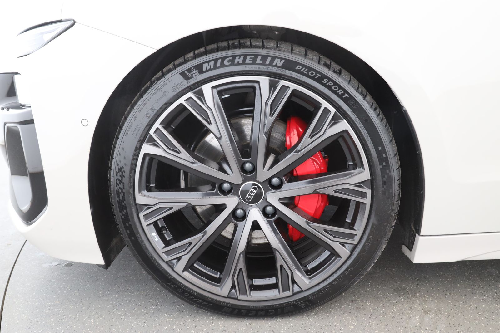 Audi A6 e-tron - Bild 8