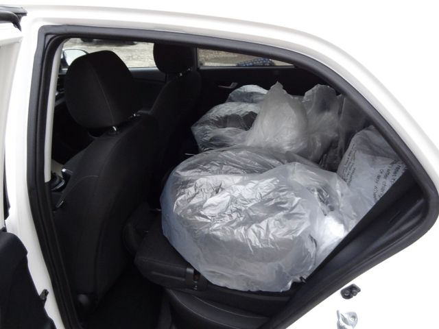 Fahrzeugabbildung Kia Rio Spirit/2.Hd/Kamera/Navi/SitzH/Alu/Garantie/