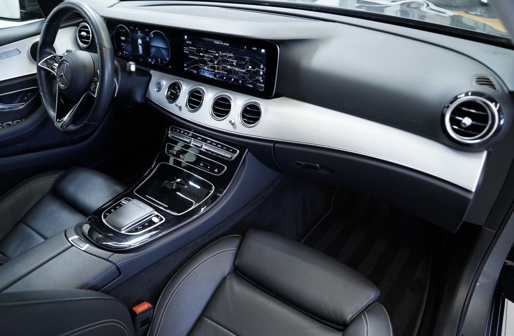 Mercedes Benz E 220