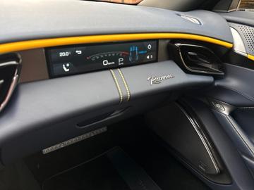 صورة مصغرة 15 لـ 2021 Ferrari ROMA