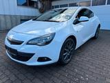 Opel Astra J GTC - Opel Astra aus 2011: Coupe