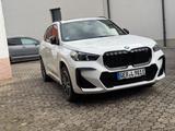 BMW iX1 xDrive30 - M-Sport Paket, Panorama, 360Grad - BMW iX1 von privat