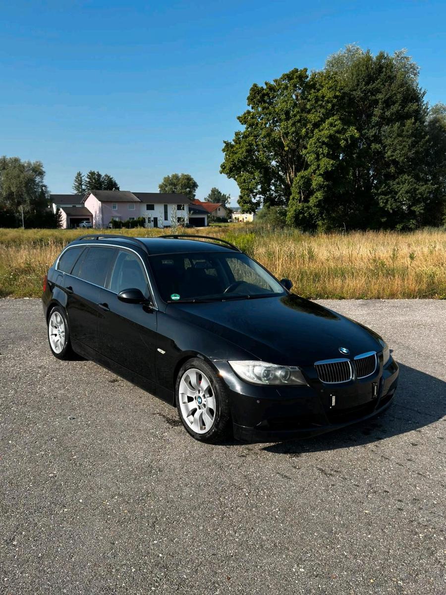 BMW 325, 2005