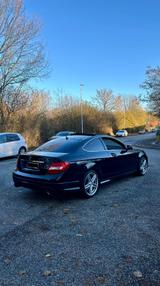 Mercedes-Benz C 200 BlueEFFICIENCY Coupé - AMG * Panorama* - Mercedes-Benz C 200 Gebrauchtwagen in Kiel