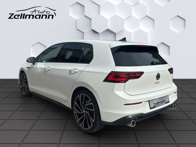 Golf GTI 2.0 TSI DSG 180kW LED AHZV Sitzheizung 