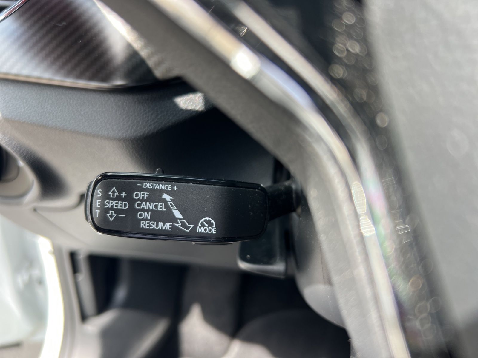 Fahrzeugabbildung SKODA Kamiq Monte Carlo TSI LED ACC PANO SHZ KAMERA KL