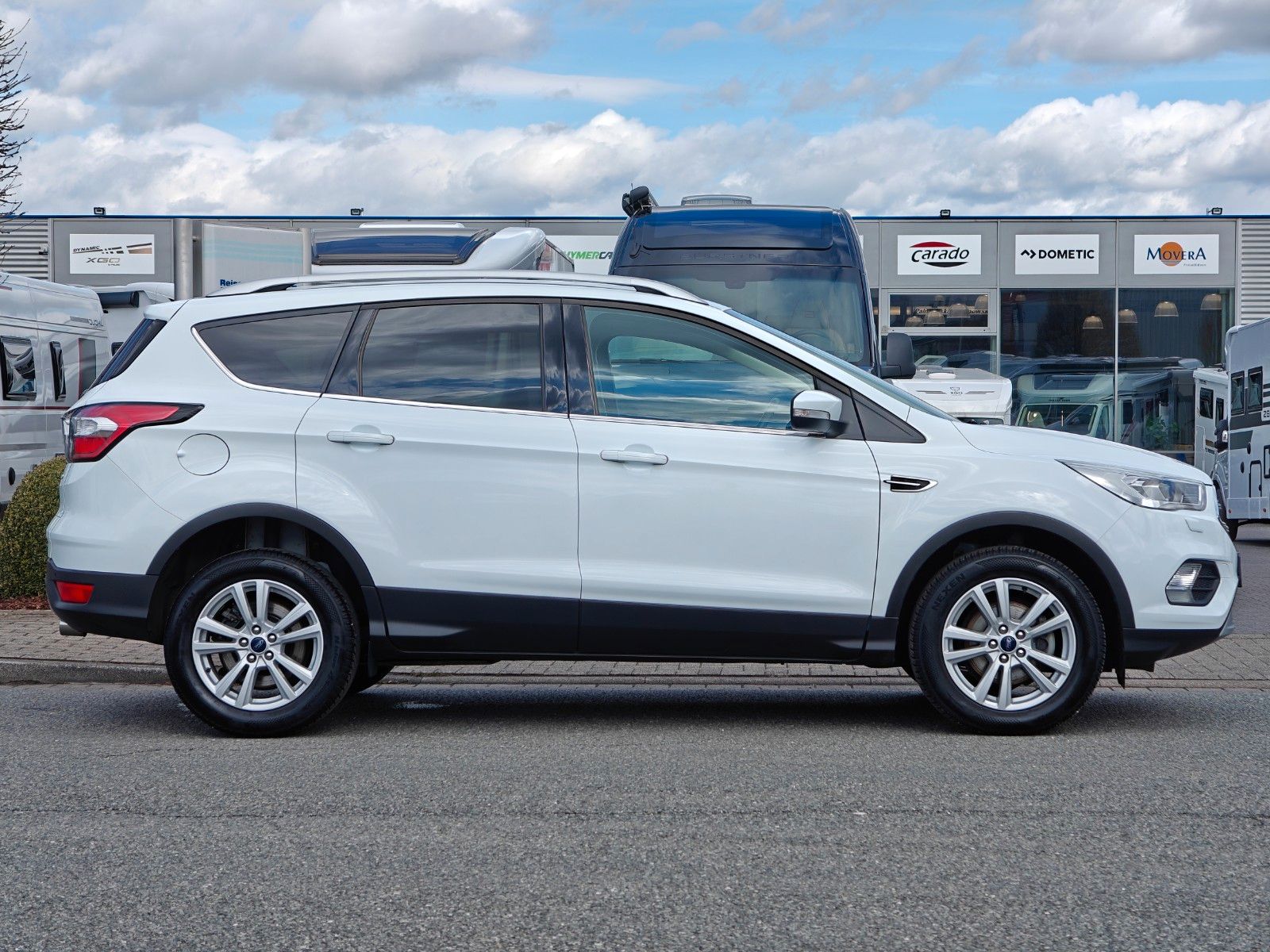Fahrzeugabbildung Ford Kuga Cool & Connect - SHZ, LHZ, Navi, PDC, 4S -