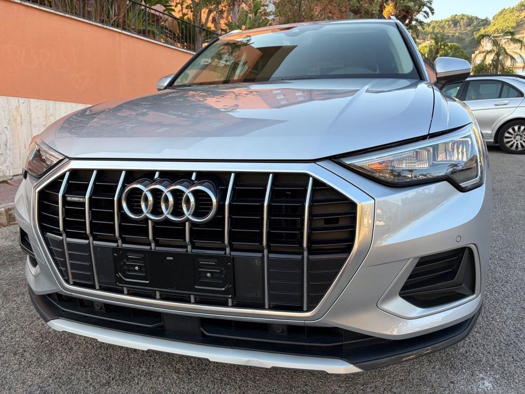Image of Audi Q3