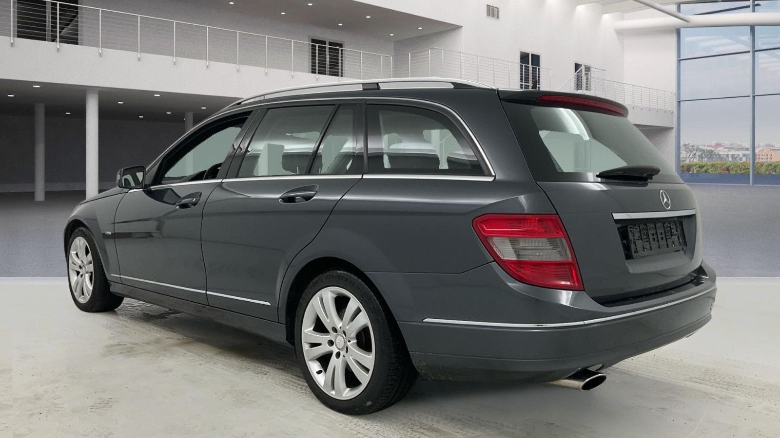 Fahrzeugabbildung Mercedes-Benz C 200 T CGI BlueEff Avantgarde Aut AHK GRA SHZ