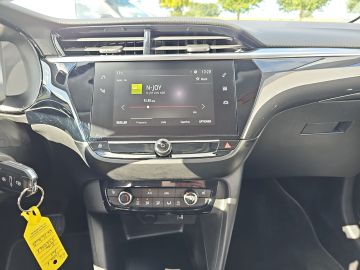 Bild 12 Opel Corsa F Elegance 1.2 Turbo LED Apple CarPlay And