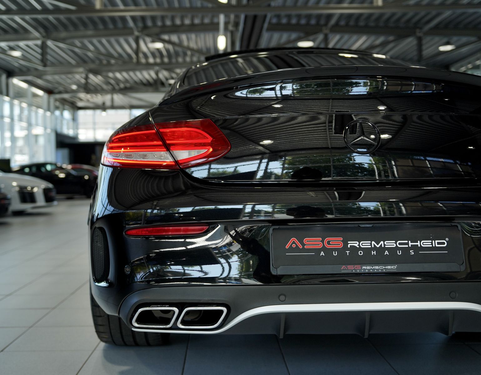 Mercedes Benz C 63 Amg