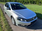 Volkswagen Passat Lim. Trendline BlueMotion 2.0TDI 140ps - Volkswagen Passat mit Diesel-Antrieb: 2.0