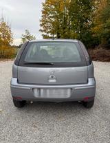 Opel Corsa C 1.2 - 8-fach-bereift - Opel Corsa aus 2005: C