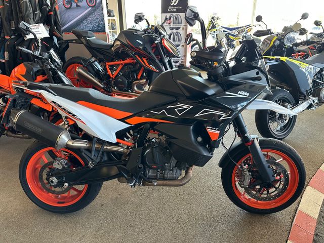 KTM 890 SMT 2023  Tech Pack +Remus