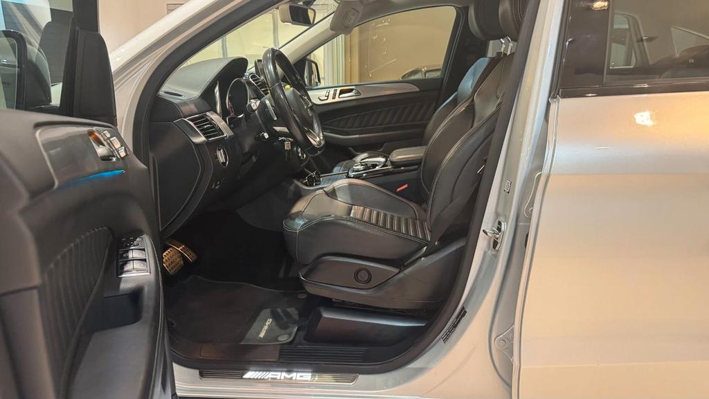 Mercedes-Benz GLE 400