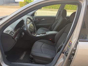 Mercedes E 200 - 10