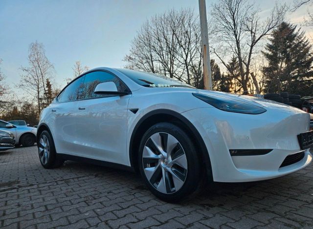 Tesla Model Y Model Y Long Range AWD