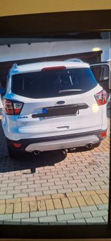 Ford Kuga 1,5 EcoBoost 2x4 110kW Trend Trend - Ford Kuga: Trend 4x2