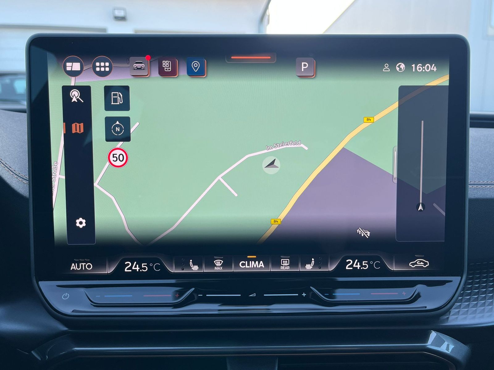Fahrzeugabbildung CUPRA Leon 2.0 TDI MATRIX*Dinamica*Sennheiser*Int.DRIV