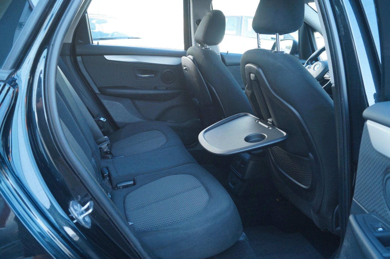 Fahrzeugabbildung BMW 218i  Active Tourer *Automatik