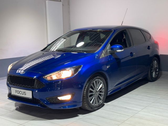 Ford Focus Lim. ST-Line Winterpaket Navi Kamera