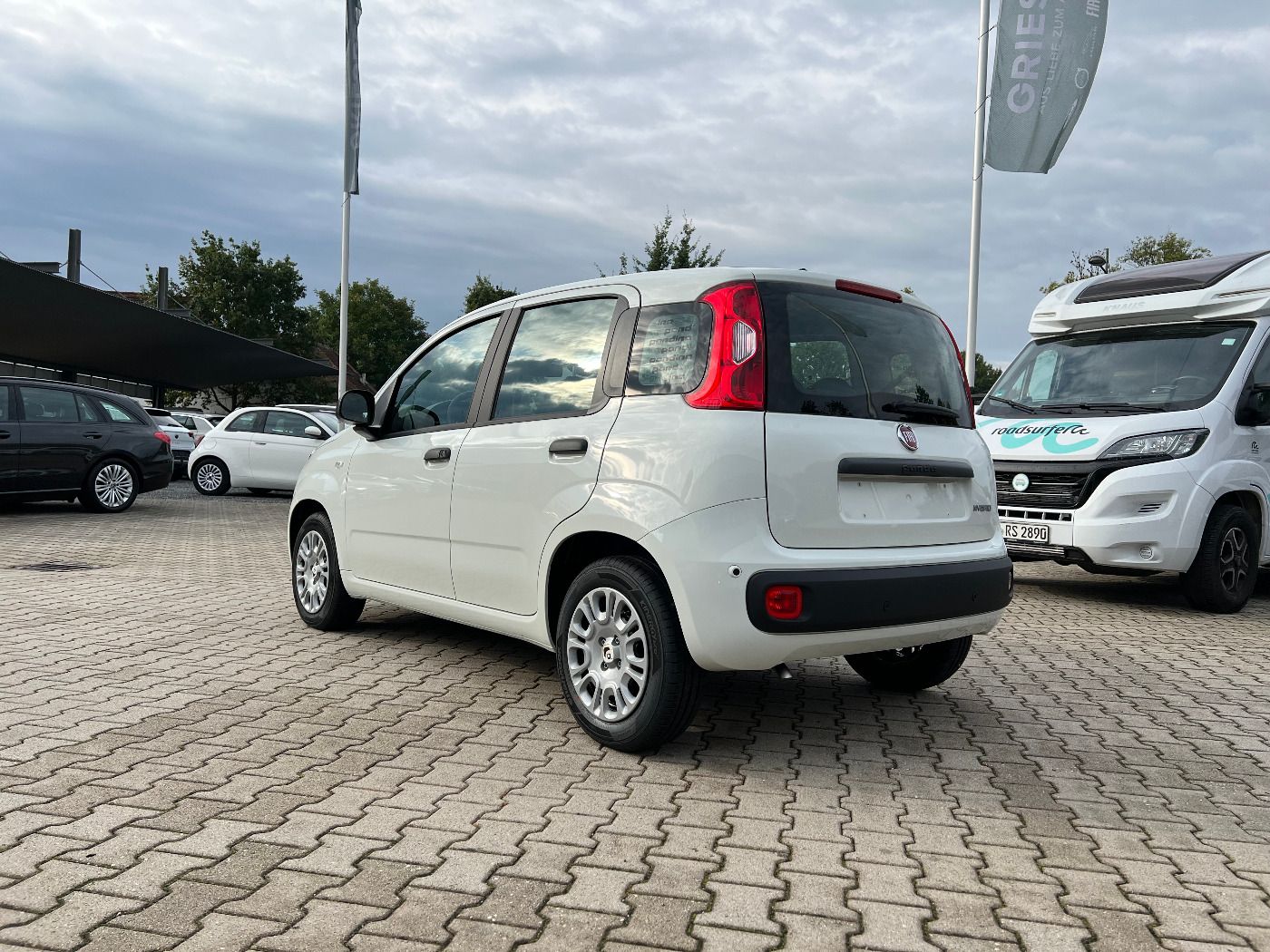 Fiat Panda Pandina 1.0 Hybrid Icon 5 Sitze Klima Radi imagem 2