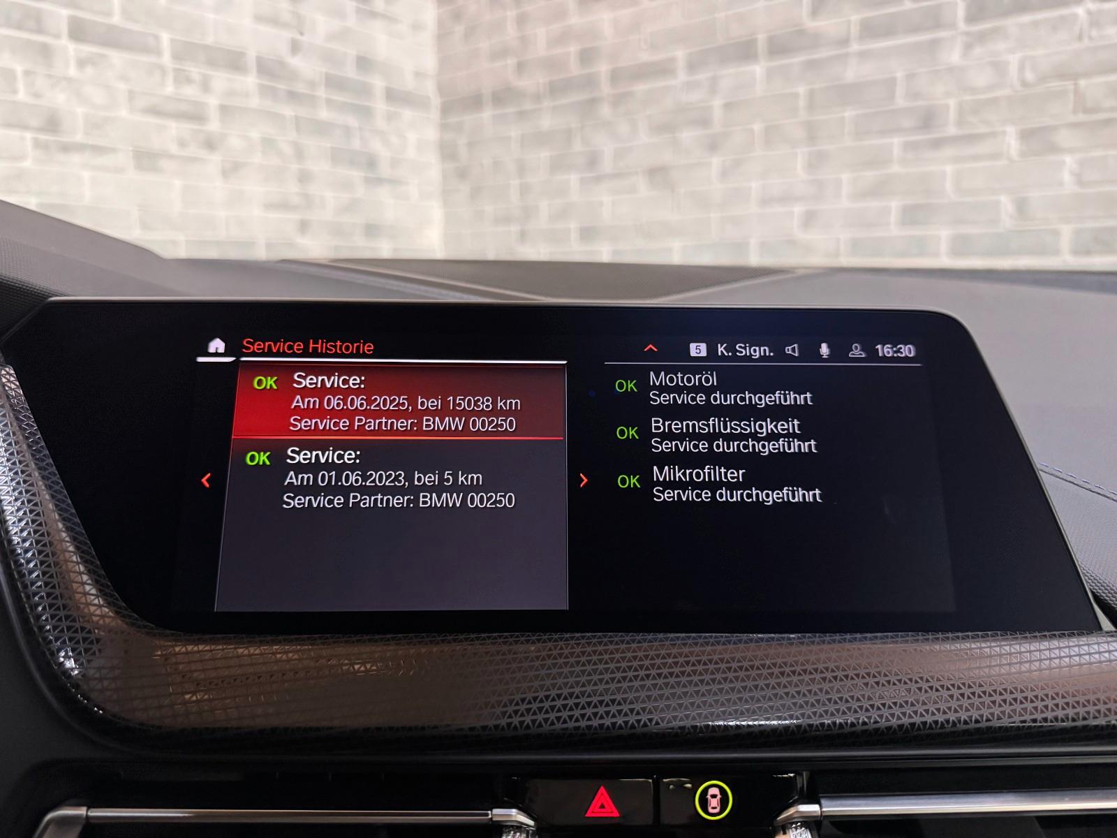 BMW M235i xDrive/PERFORMANCE M/19 Zoll /LED/AMBIENTE