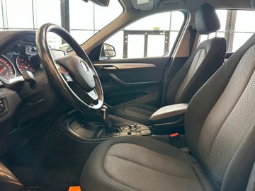 MYAUTOCENTER – Gebraucht- und Jahreswagen mit Werkstattservice in Pfaffenhofen BMW X1 xDrive 20 i *Kamera*Klima*SHZ*Navi*Bluetooth*