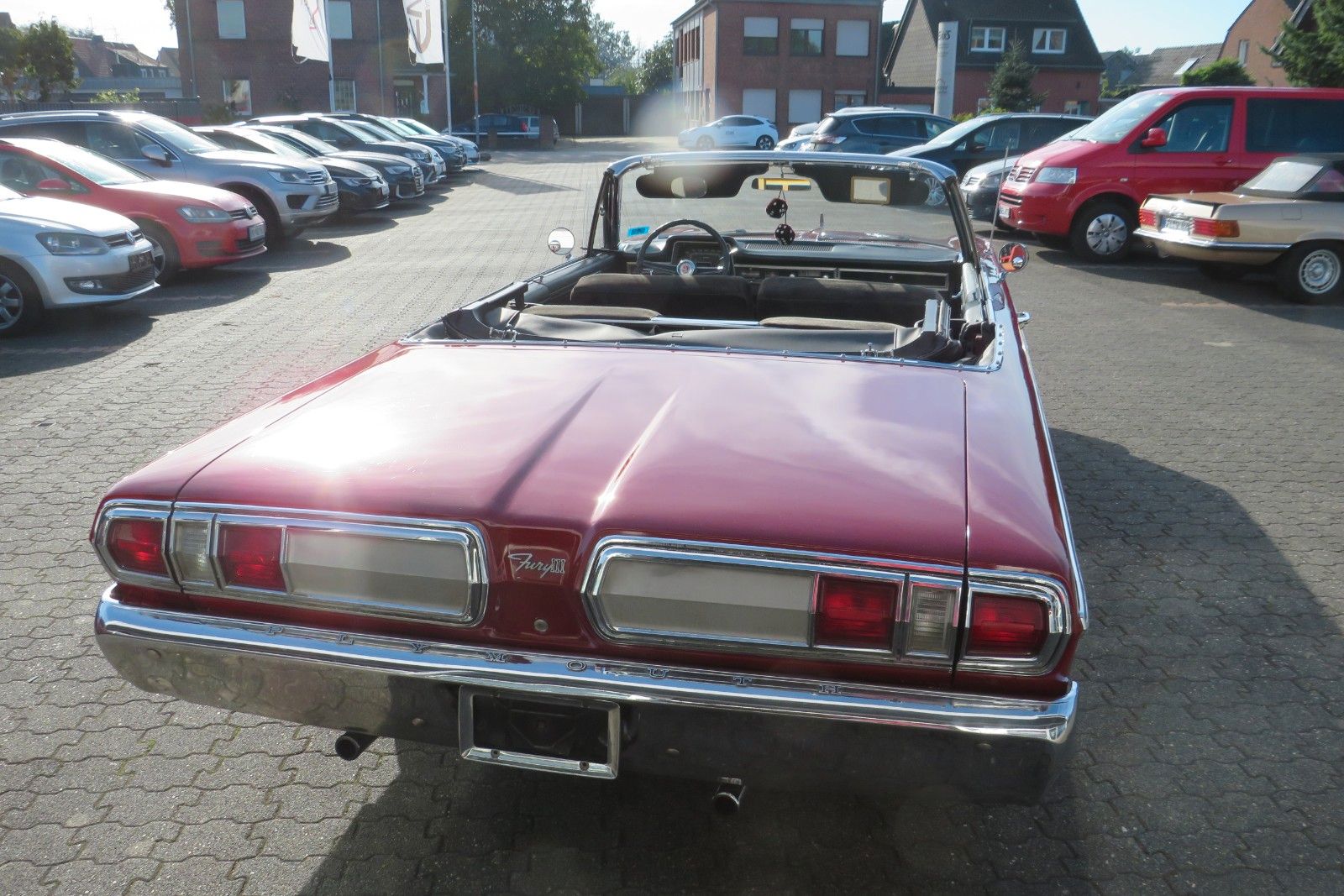 Fahrzeugabbildung Plymouth Fury III Cabriolet HYDR.-VERDECK SERVO