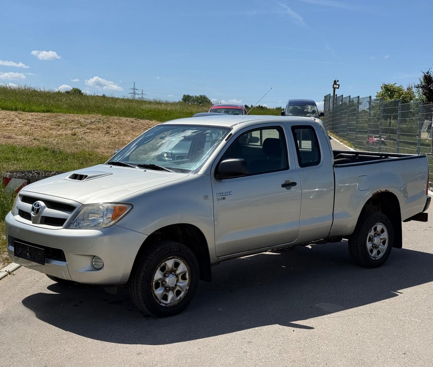 Toyota Hilux Pick-Up X-tra Cab 2.5 D-4D 4WD *KLIMA*AHK*