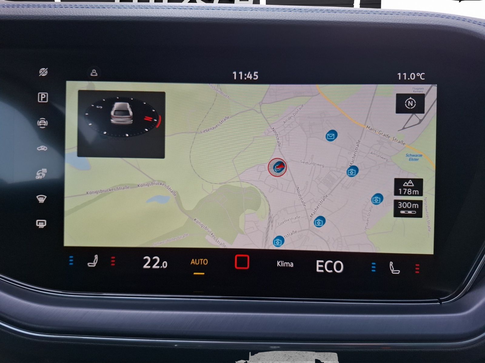 Fahrzeugabbildung Volkswagen Touareg TSI eHybrid R-Line 4M Matrix AHK Pano HU