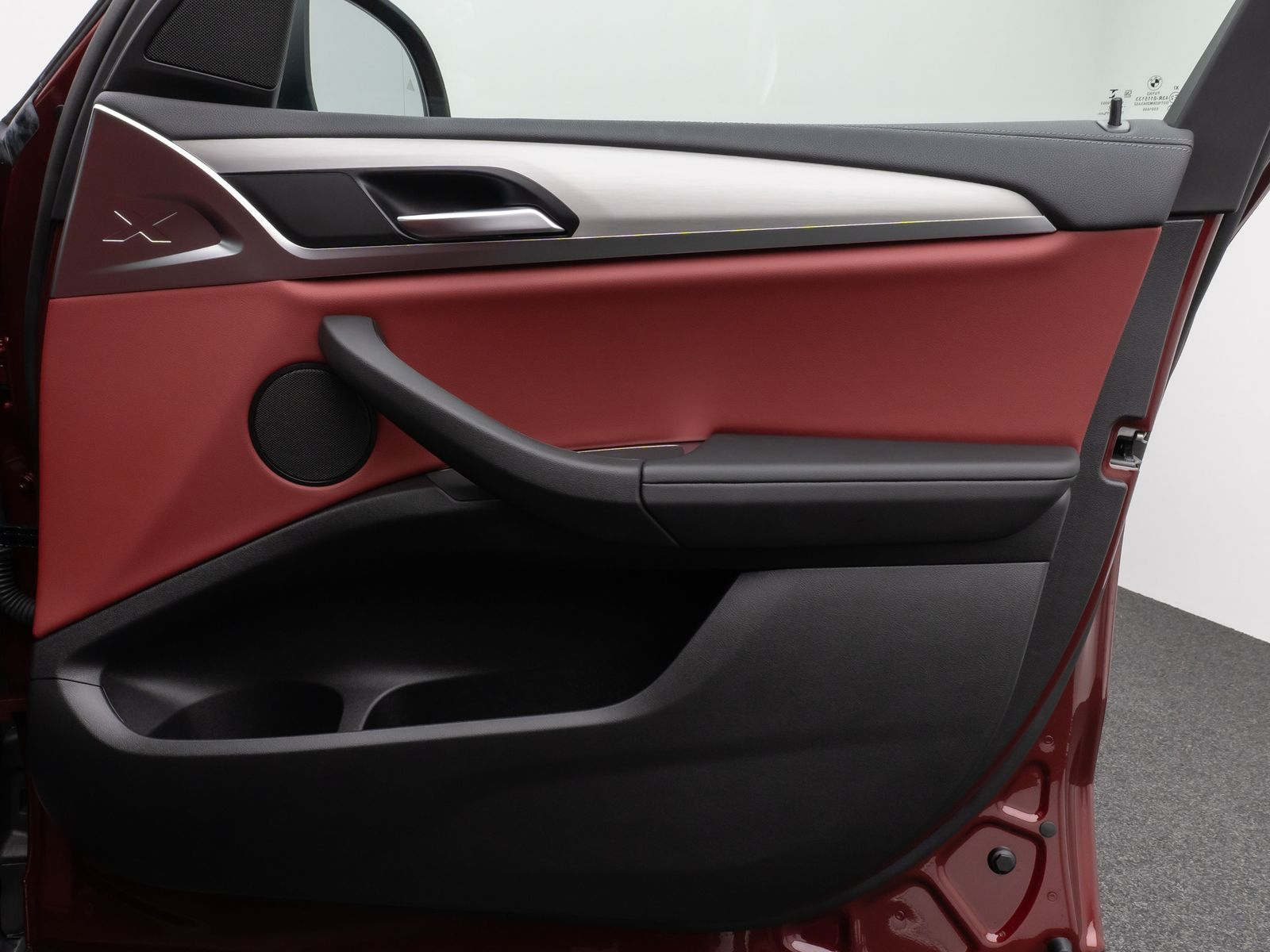 Fahrzeugabbildung BMW X3 xD30e Laser 360° HUD DAB HiFi Komfort Sport