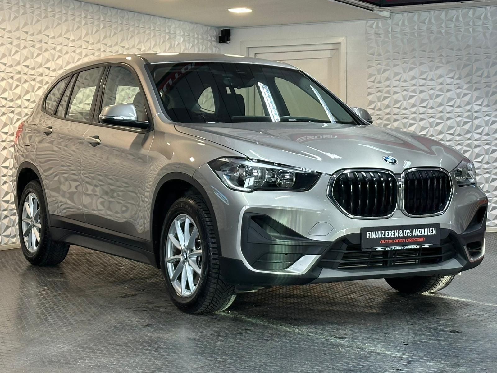 BMW X1 sDrive20i ADVANTAGE* SHZ#HUD#NAV#TEMP#KEYLESS - Image 2