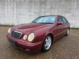 Mercedes-Benz Mercedes Benz E270 CDI Avantgarde 1.Hand  ... - Mercedes-Benz E 270: Cdi Avantgarde