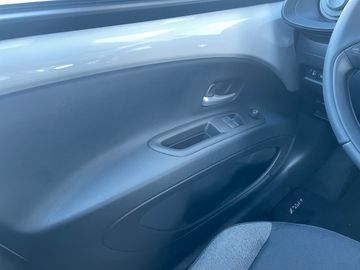 Toyota Aygo X 1.0 CVT Play *ACC*CARPLAY*CAM*DAB*KLIMA*