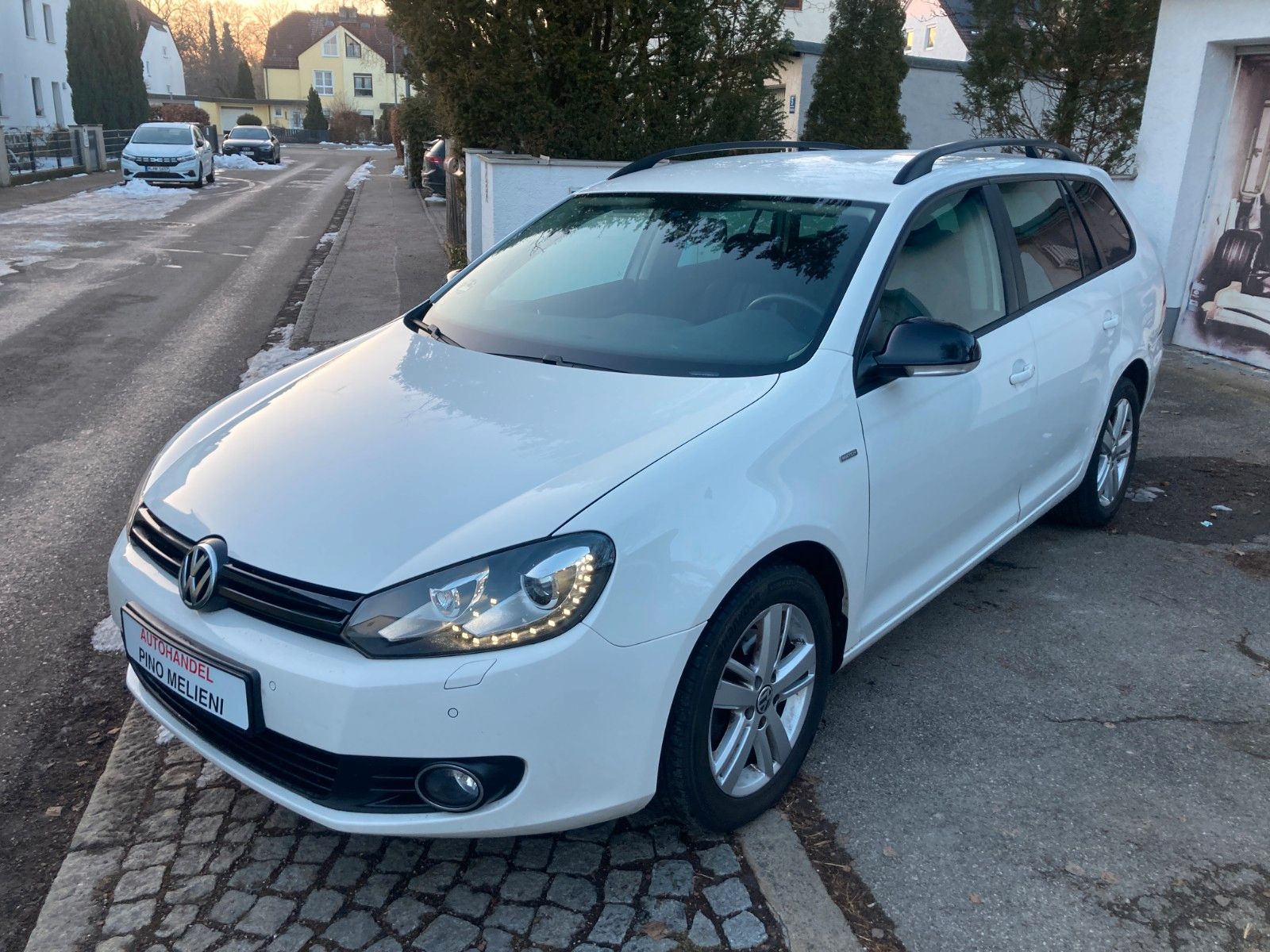 Volkswagen Volkswagen Golf VI Variant Match ÖLDRUCK LEUCHTET