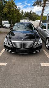 Mercedes-Benz Mercedes Benz W212 - Mercedes-Benz 220 aus 2011