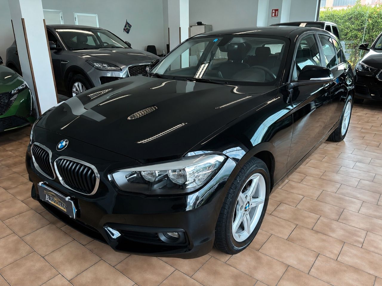 BMW 114