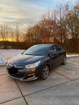 Citroën C4 HDi 150 Exclusive - Citroën C4: Hdi Exclusive