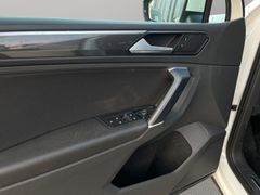VW Tiguan Highline 4Motion | 1. Hand | DSG | AHK |