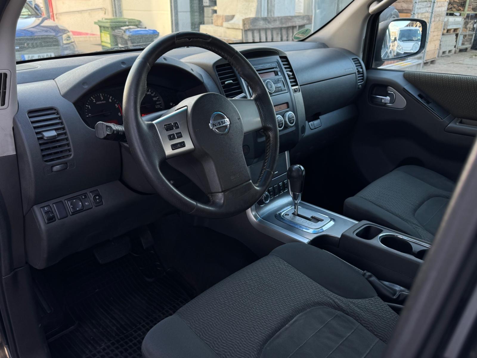 NISSAN NAVARA 190CH PICKUP DOUBLE CABINE SE 4X4