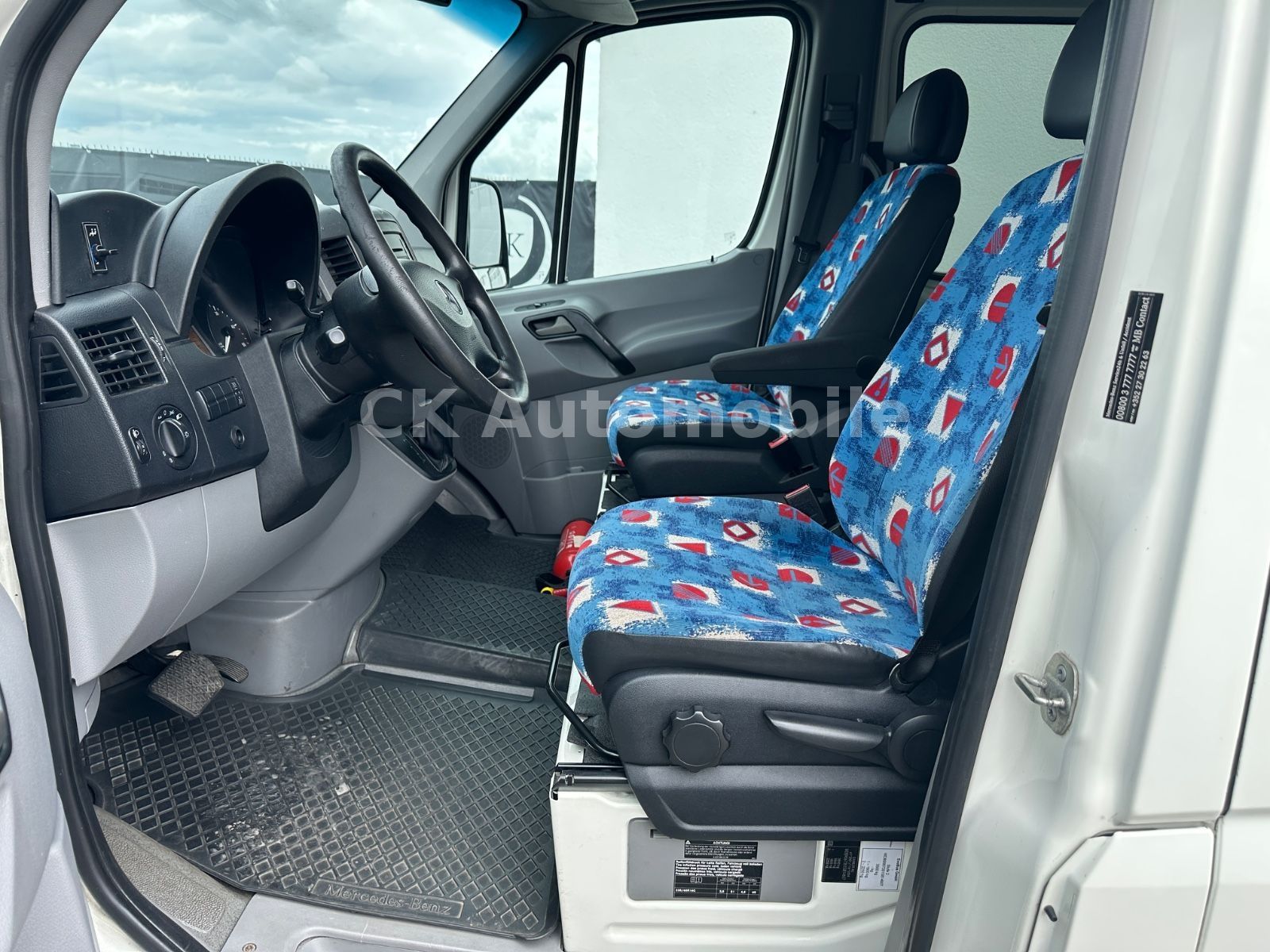 Fahrzeugabbildung Mercedes-Benz Sprinter II 316 CDI Kombi Maxi Automatik/9 Sitze