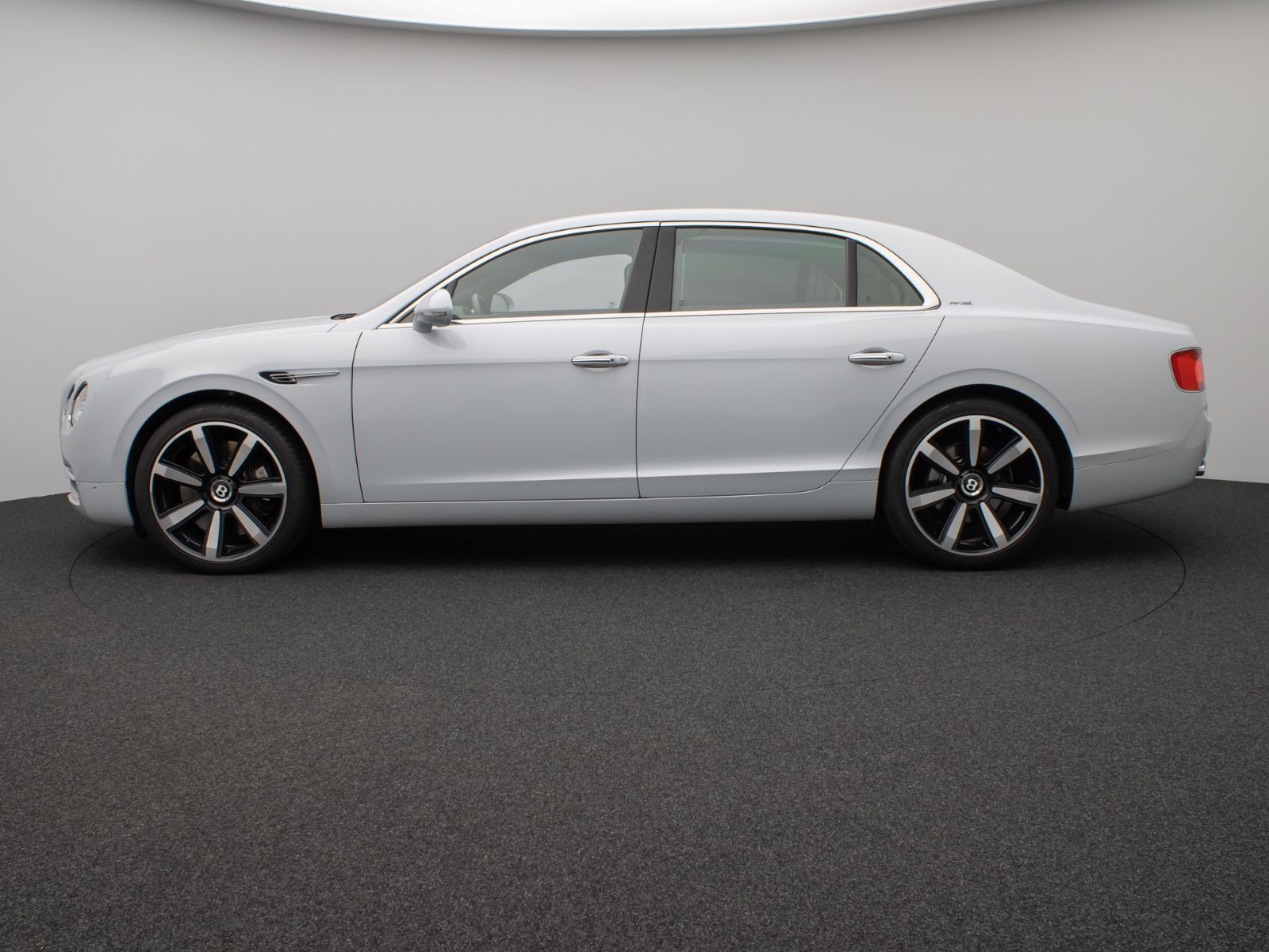 Fahrzeugabbildung Bentley Continental Flying Spur W12 Mulliner by Concord