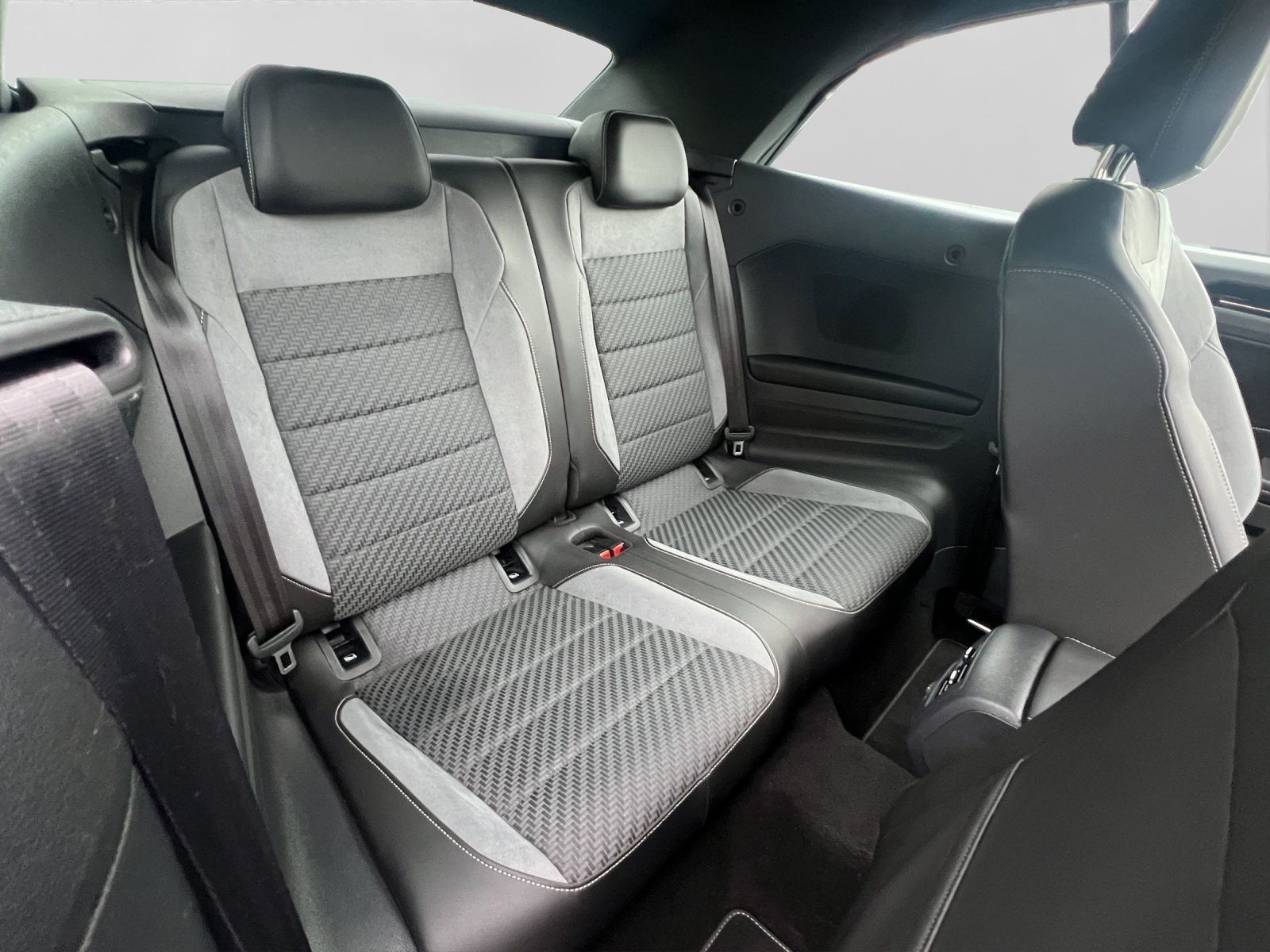 Volkswagen T-Roc - Bild 6
